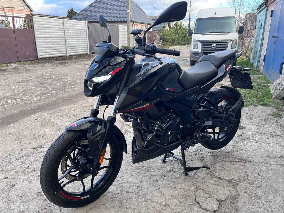 Bajaj Pulsar N250 2024