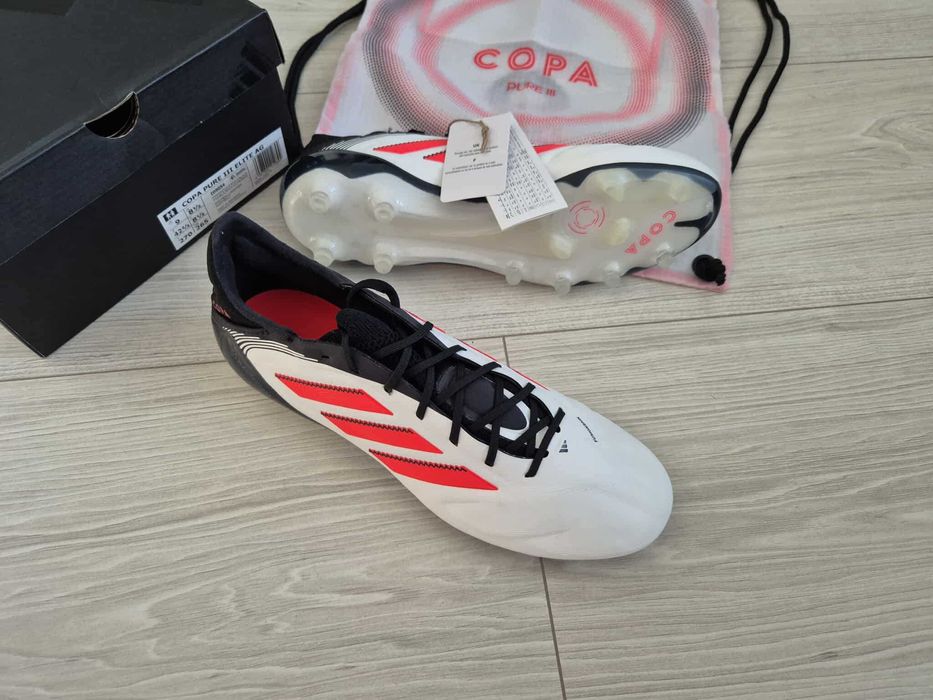 Profesjonalne korki adidas Copa Pure III Elite AG ID9054 rozm. 42 2/3