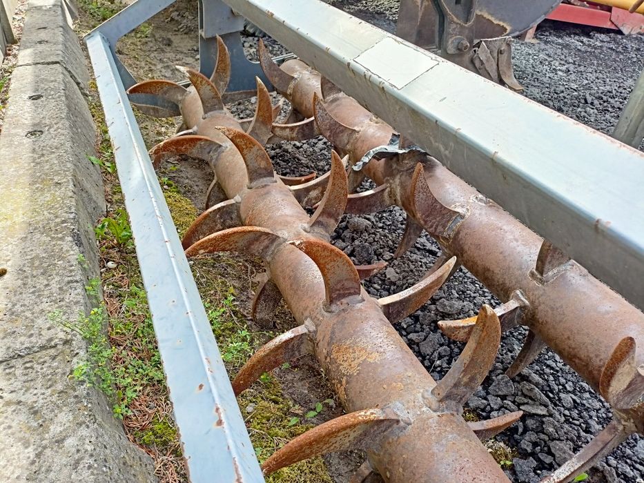 Głębosz pług dlutowy włoski dondi maschio gaspardo