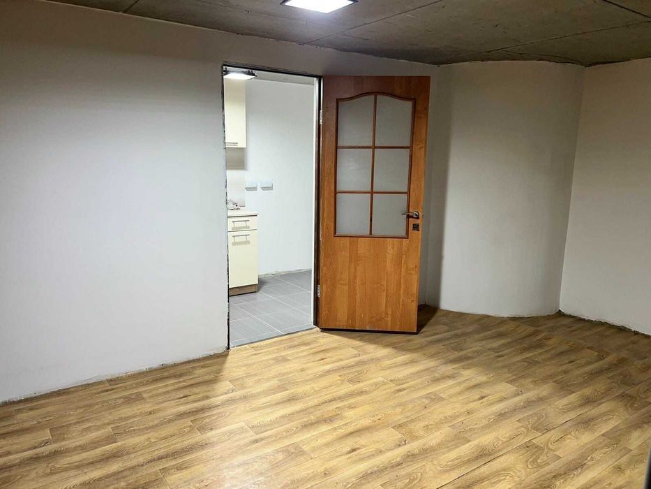 Інвестиційний об'єкт 379,6 м², частково з орендарями, без комісії - More