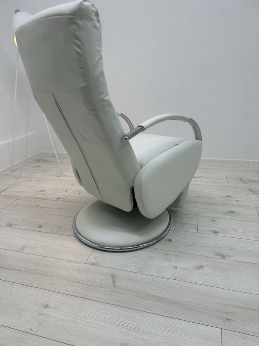 Шкіряне крісло”Relax”