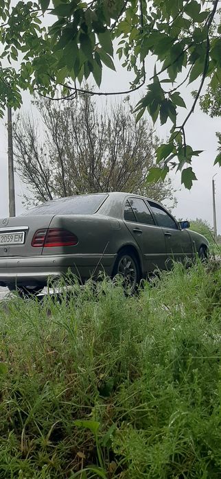 Мерседес Е210 в продаже