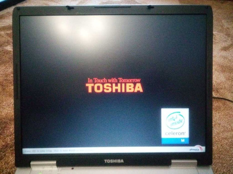 Retro komputer - laptop Toshiba SL10-117 - WIN XP