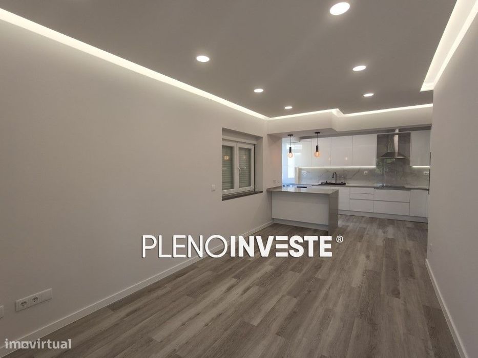 T2 totalmente remodelado em Corroios