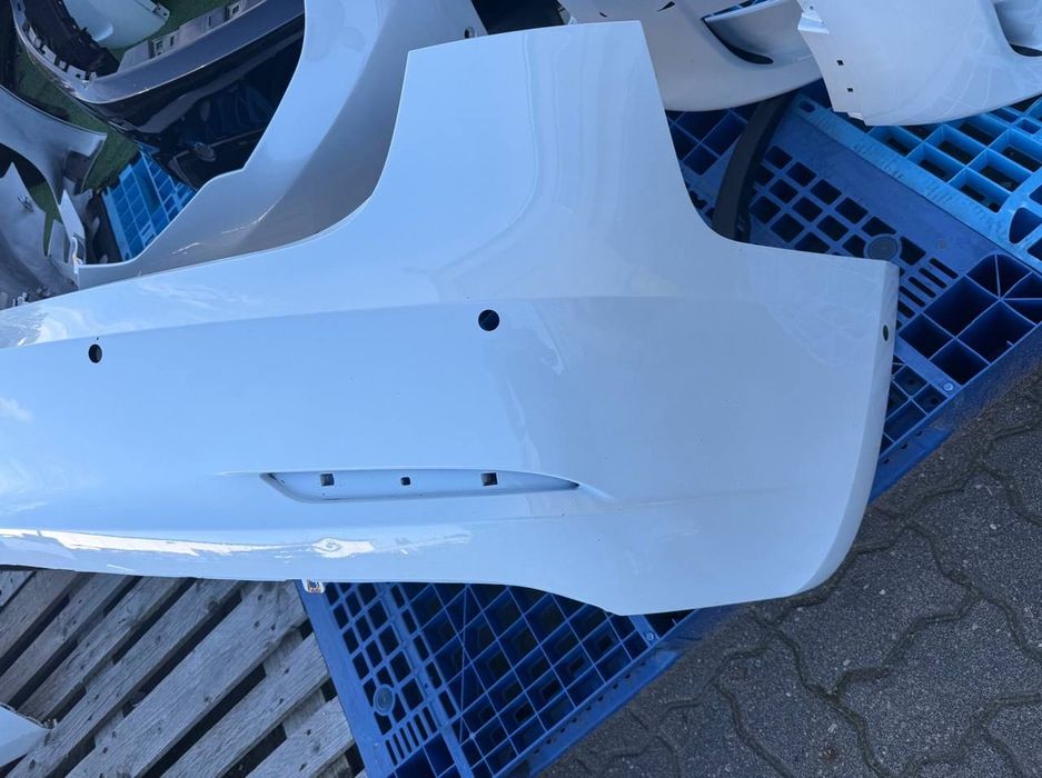 Задній бампер Tesla Model 3 білий перламутр PPSW оригінал б/у