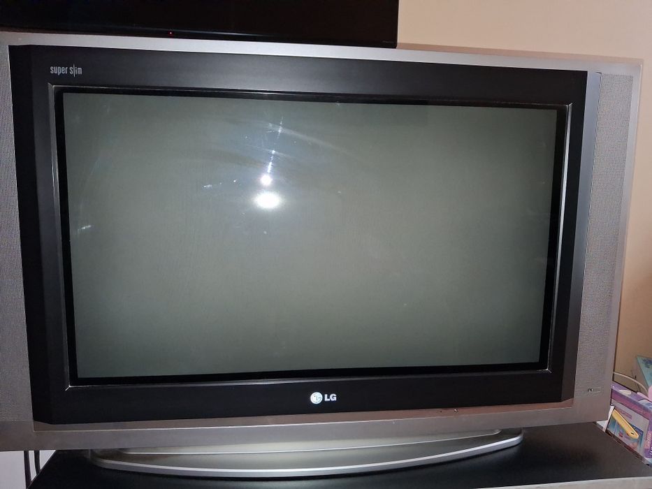 Телевізор LG super slim
