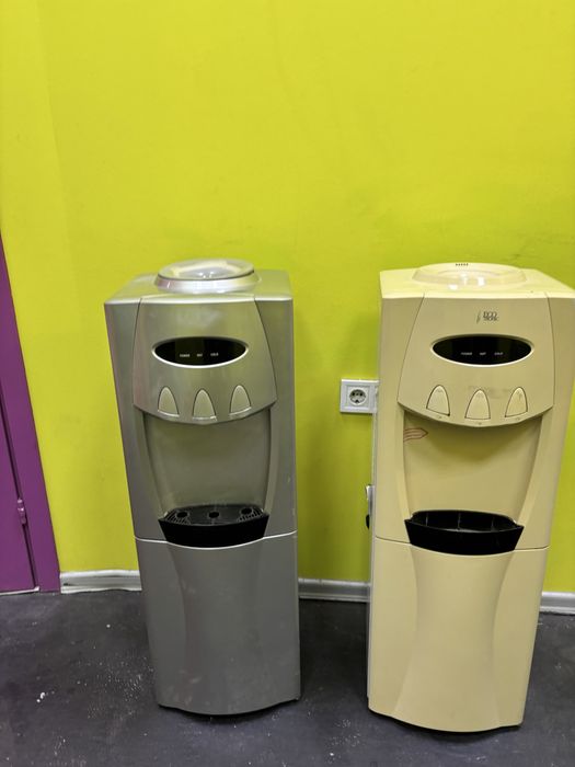 Кулери для води 2 шт