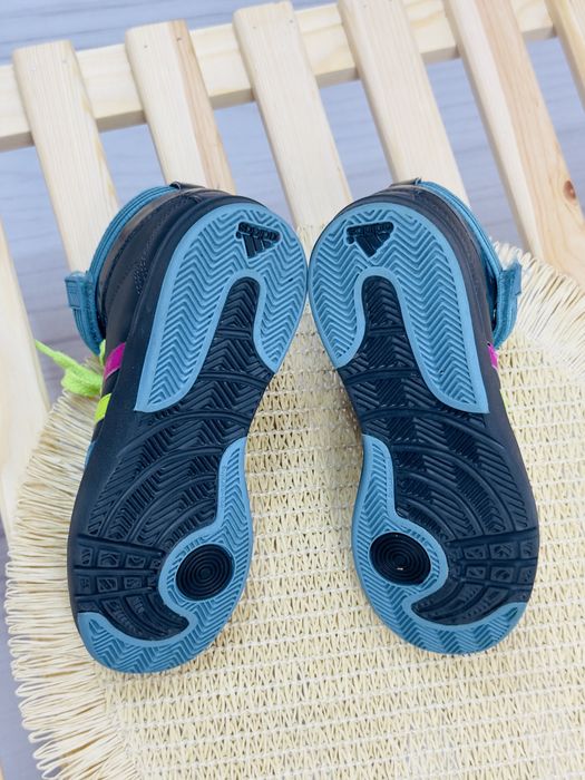 Кросівки  зай топи adidas