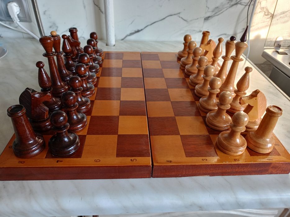 Дошка шахи шашки