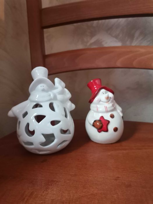Dwie ceramiczne ozdoby świąteczne