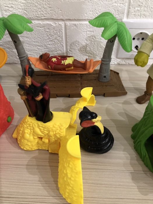 Детские игрушки из Макдональд