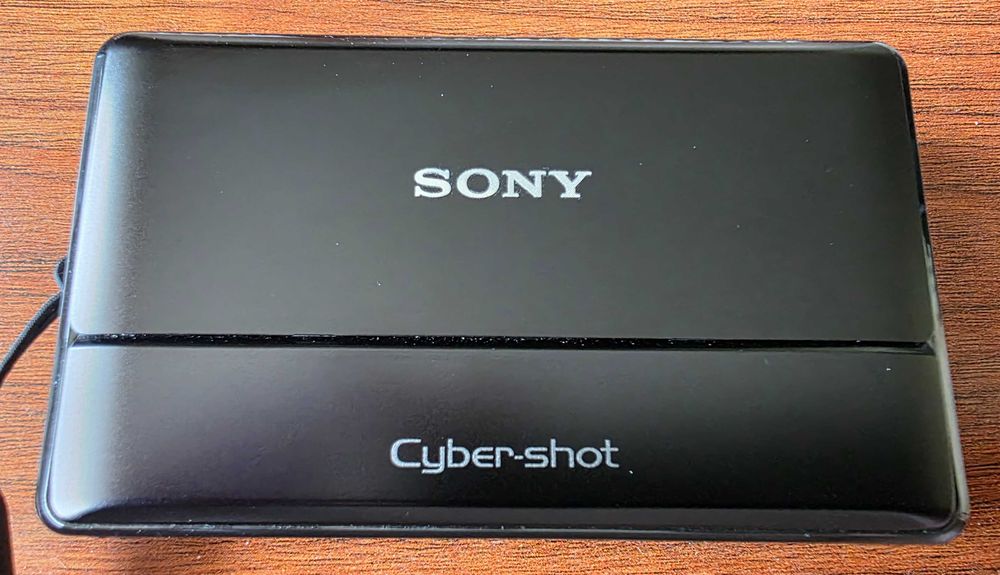 Aparat Sony Cyber-shot DSC-TX100V + dodatki