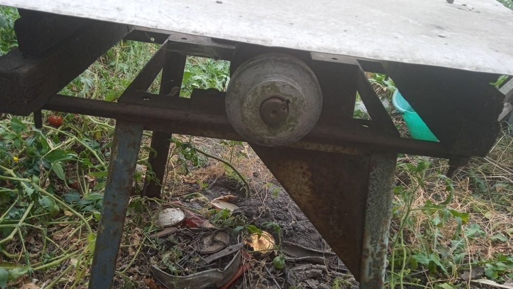 циркулярка с фуганком , мотором і пилами