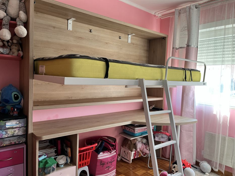 Cama 2 em 1 – Secretária + Cama rebatível