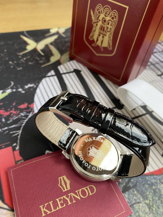 Годинник KLEYNOD.