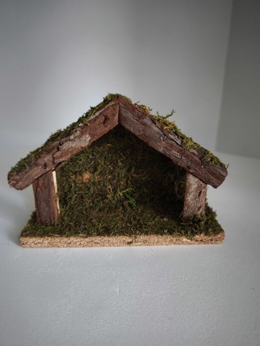 Presépio completo (Sagrada família + cordeiro + cabana)