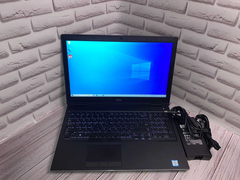 Dell Precision 7530 | i7-8850H | Quadro P2000 | 16GB Ram | 256SSD | 4K