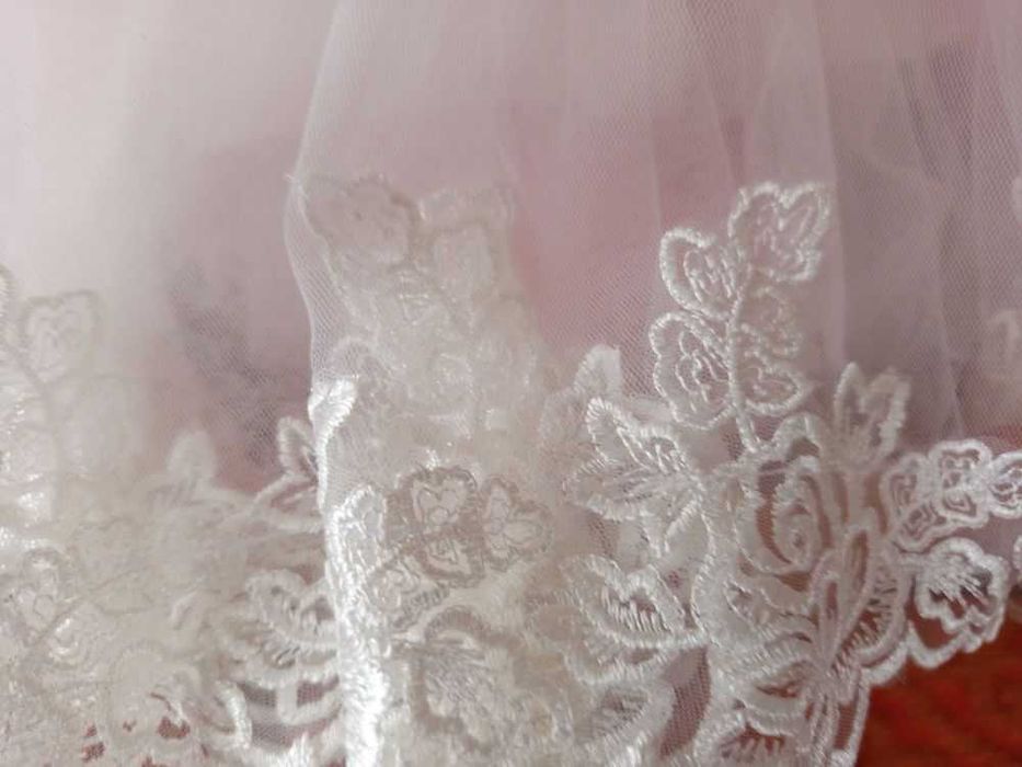 Випускне пишне довге плаття сукня святкова для дівчинки в садочок