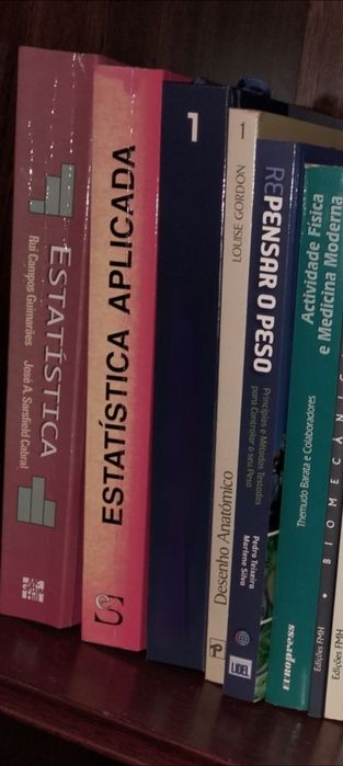 Livros e Dicionários Música / África / Estatística / Diversos / Açores