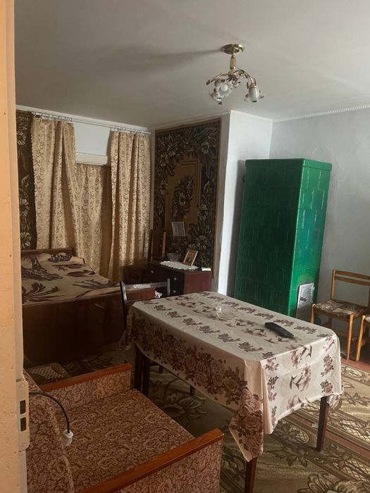 Продам половину будинку