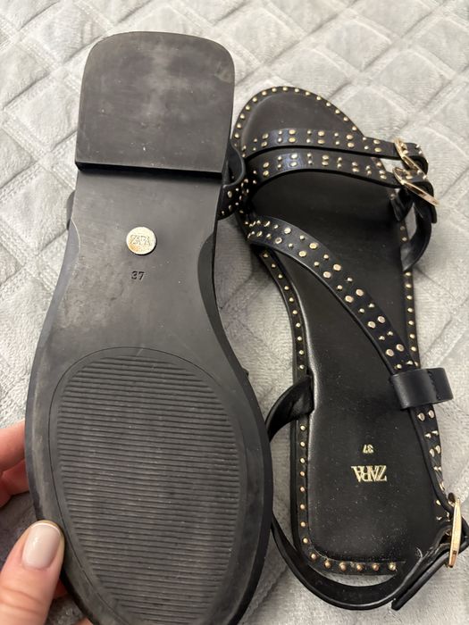 Продам жіночі босоніжки ZARA!
