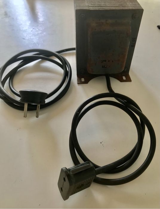 Transformador de Currente Voltagem de 110v para 240v
