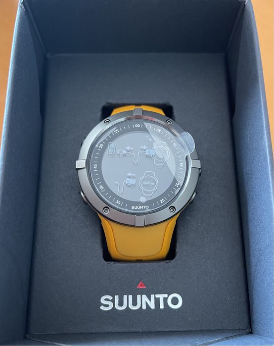 Relógio Suunto Spartan Trainer Wrist HR Amber
