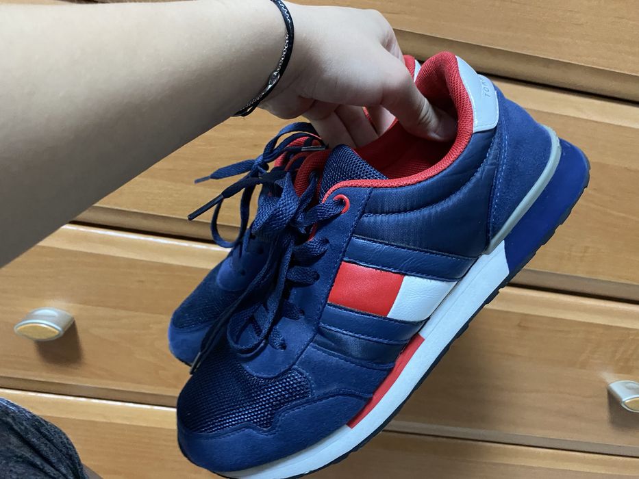 кроссовки Tommy Hilfiger из популярной серии Retro Runner / New Runner Flag