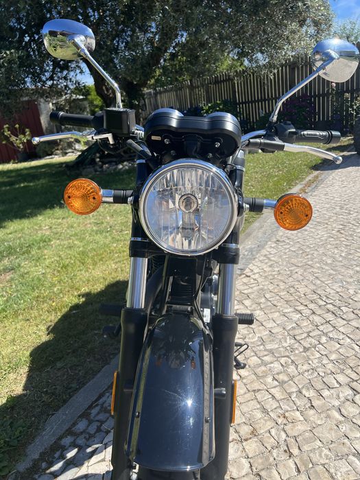 Mota Benelli 400
