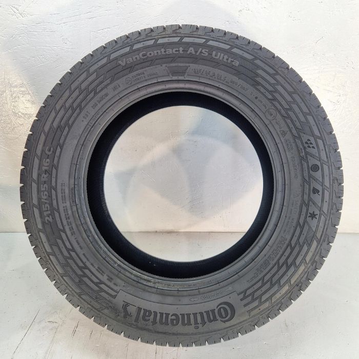 Opony Continental VanContact A/S Ultra 215/65r16C 109/107T