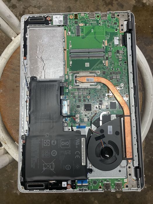 Portatil AsusVivoBook
