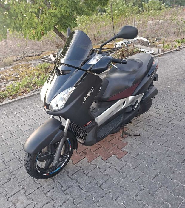 Yamaha X Max 125 Carta carro