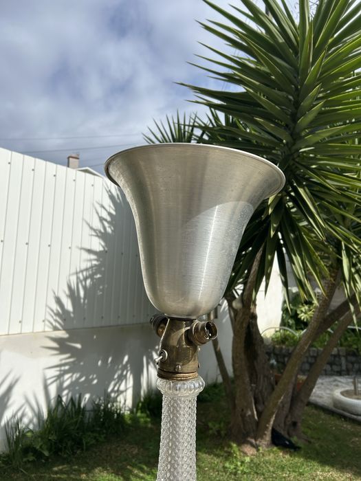 Candeeiro metal e cristal