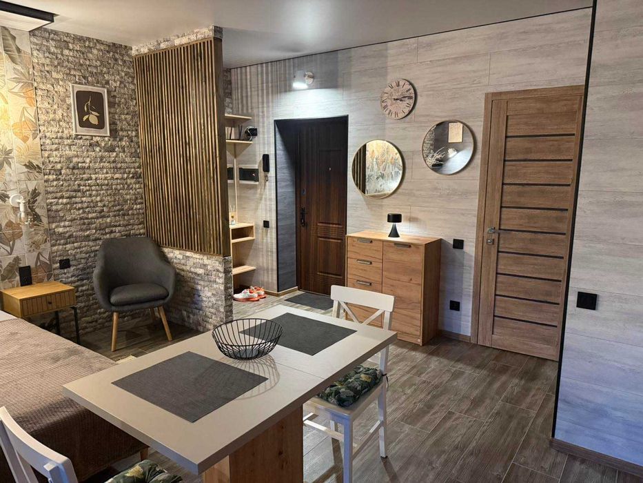 Здаю квартиру городок новий будинок