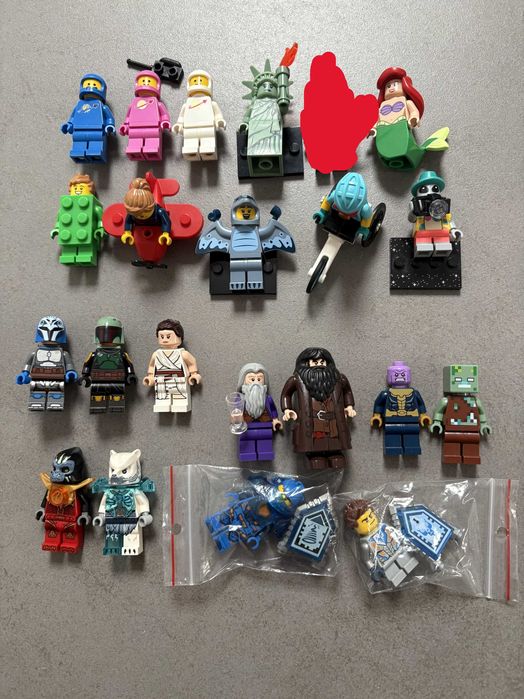 Lego Minifigures i inne- cena podana za figurkę Rey