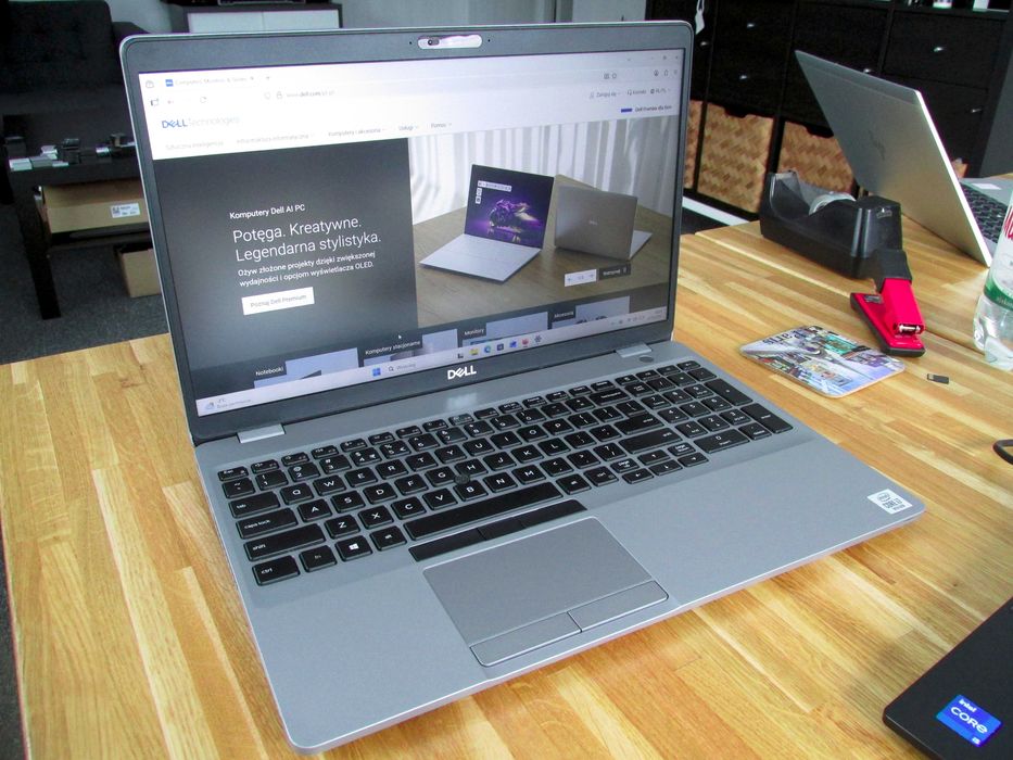 Dell Latitude 5510 15" i7 16GB 512GB SSD laptop notebook (12)