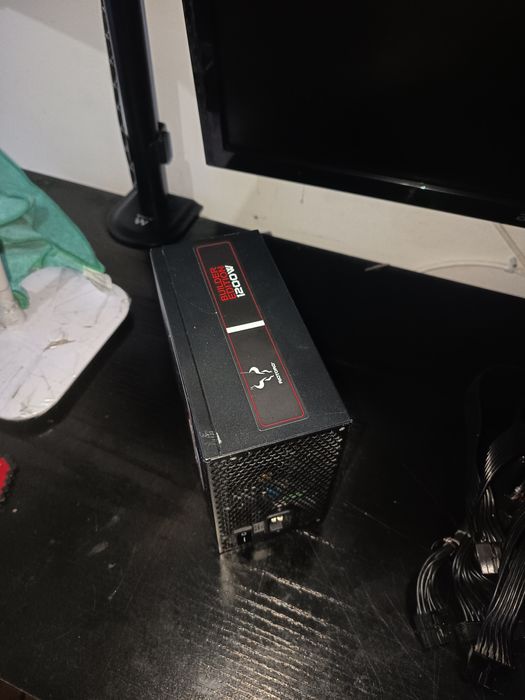 Fonte modular de 1200w 80 GOLD