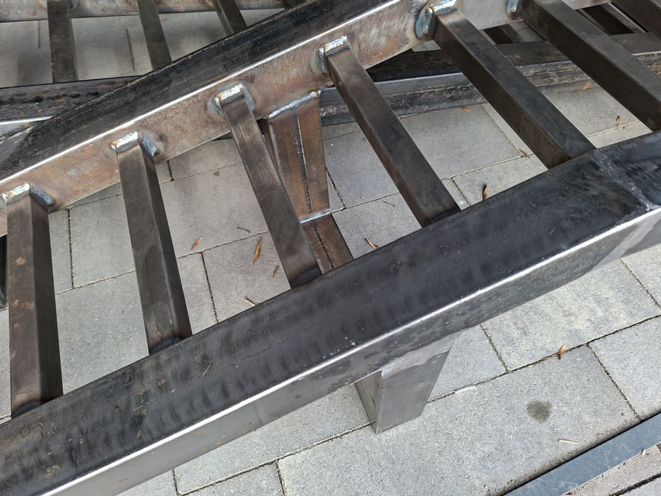 Najazdy samochodowe profil 6x6