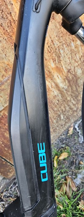 Продам електробайк Cube