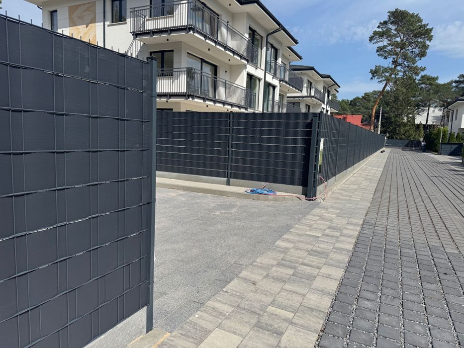 Montaż ogrodzeń panelowych