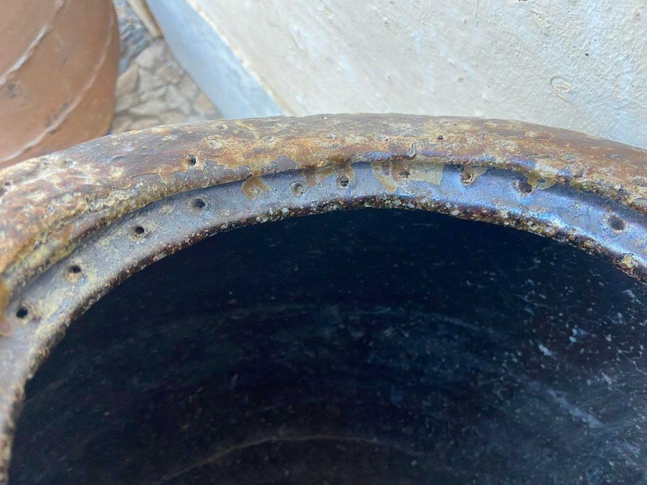 Antigo pote esférico em grés para especiarias Sec. XIV - XVI