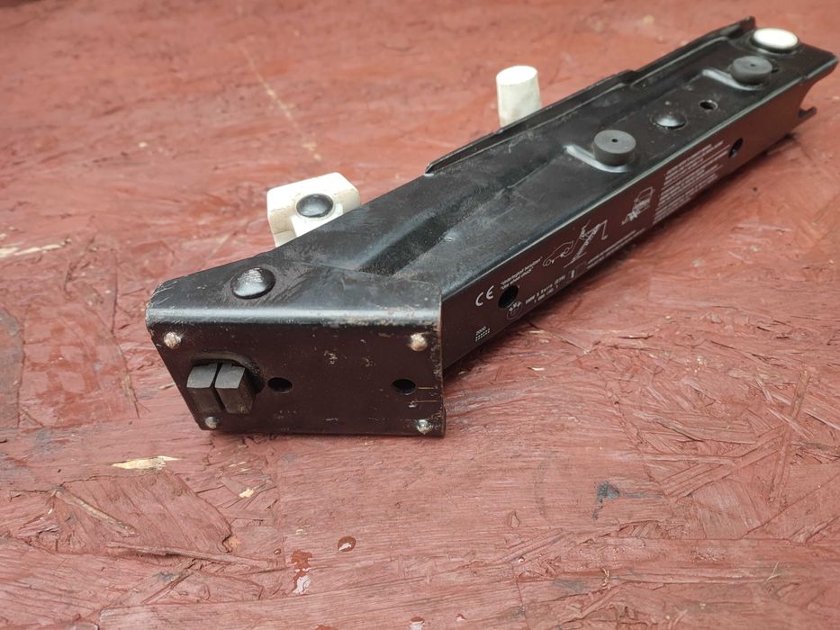 BMW E39 ORYGINALNY Lewarek podnoszenia auta / podnośnik w bdb  OEM
