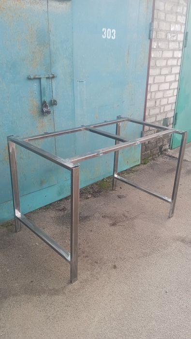 Услуги сварщика, сварочные работы, металоконструкцыи,мебель loft.