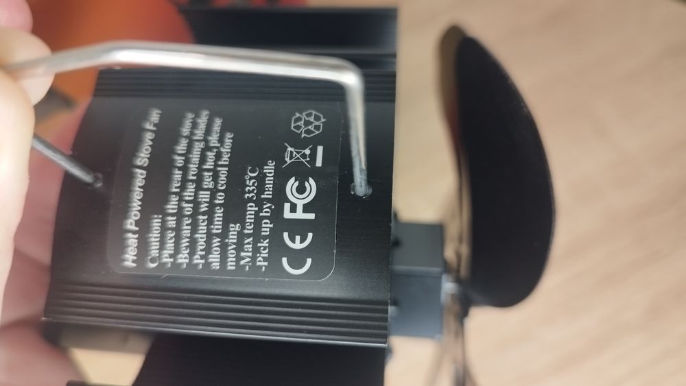 Тепловентилятор для печі