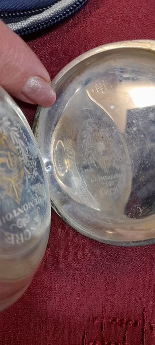 Годинник швейцарскій карманний 19-20 століття серебро.