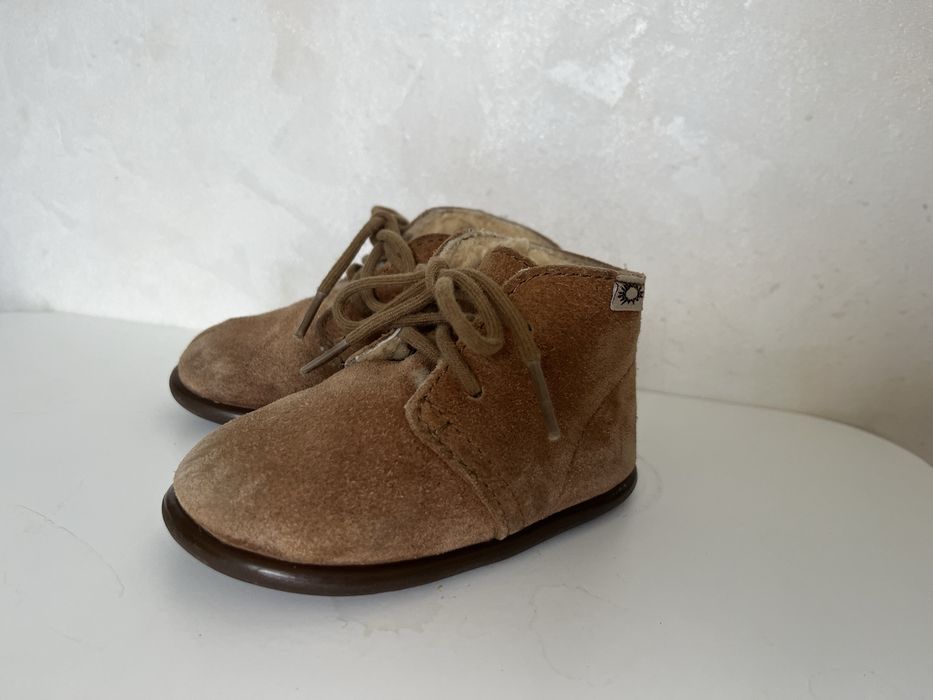 Зимові черевики для дитини 22р UGG