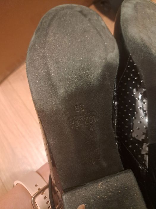 Buty Kozdra skora lakierowana standard r.39