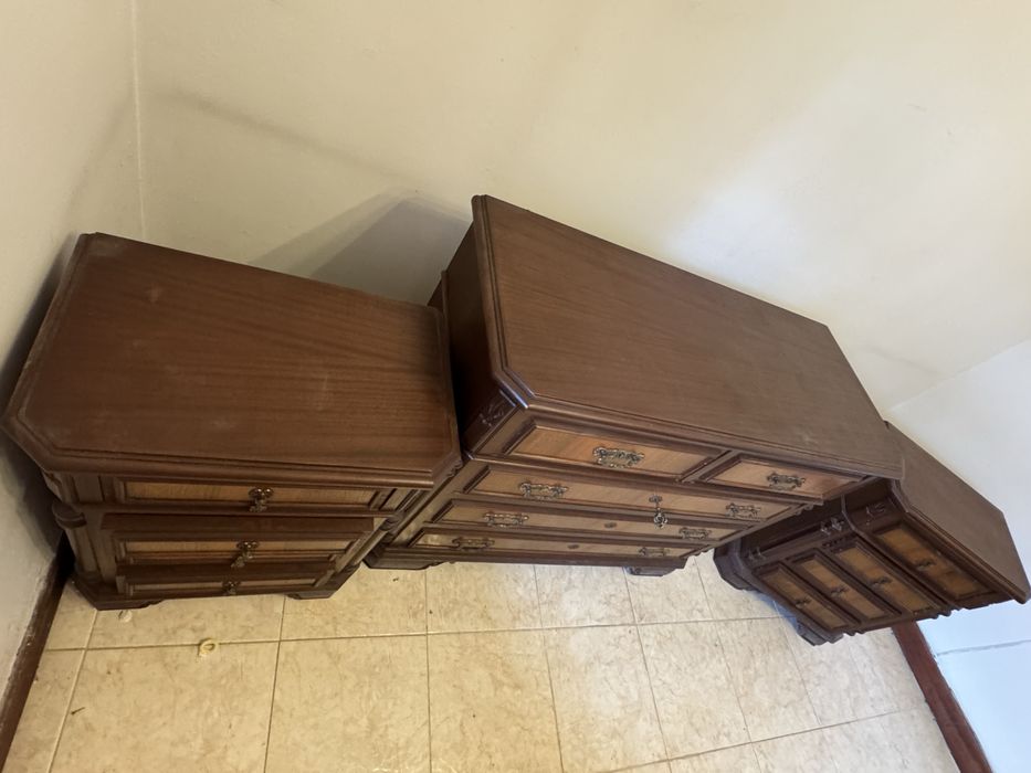 cómoda e mesas-de-cabeceira