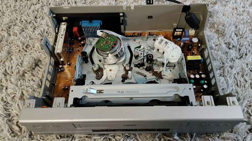 Magnetowid Video Vhs Loewe-LG Hi-fi Stereo 6 głowic pilot