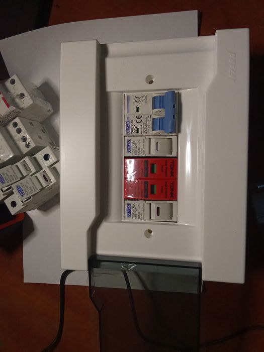 MPPT контроллер 12,24,48В  30А, 60А  MakeSkyBlue  V125 V123 PowMr